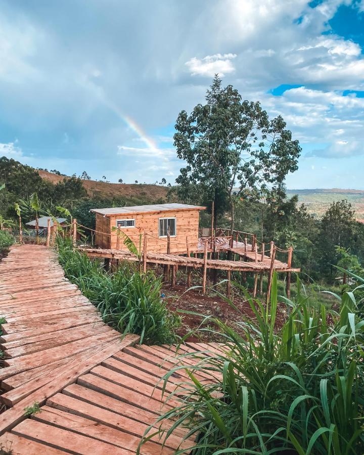 Foresight Eco Lodge & Safari Карату Екстериор снимка